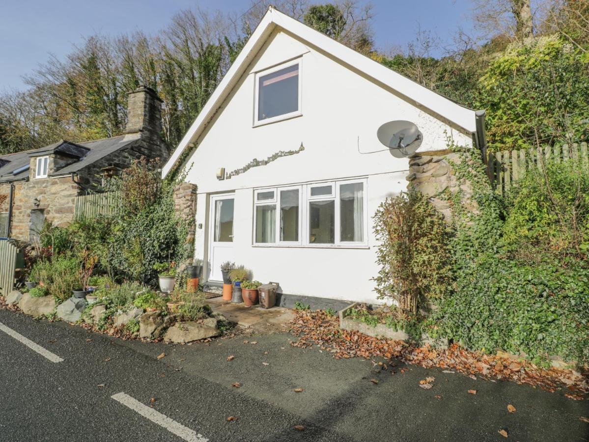 Bryn Melyn Artist'S Cottage Llanelltyd Экстерьер фото