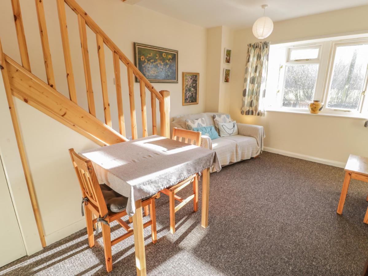 Bryn Melyn Artist'S Cottage Llanelltyd Экстерьер фото