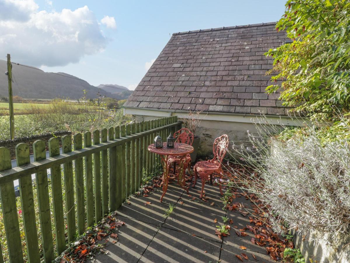 Bryn Melyn Artist'S Cottage Llanelltyd Экстерьер фото